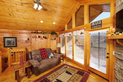 Bearadise living room