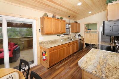 Margaritas at Sunrise - Fully furnished kitchen with granite countertops