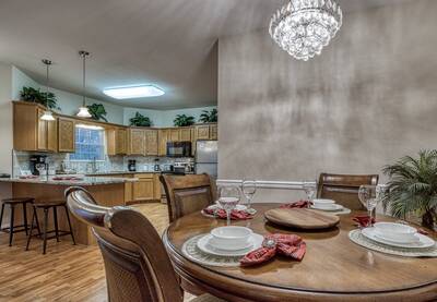 Sunset Passion - Dining area and fully furnished kitchen