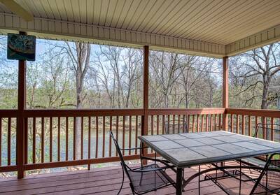 Grand River Canyon - Back deck overlooking the Little Pigeon River