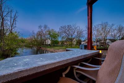 River Livin - Outdoor kitchen bar top with glowing countertop