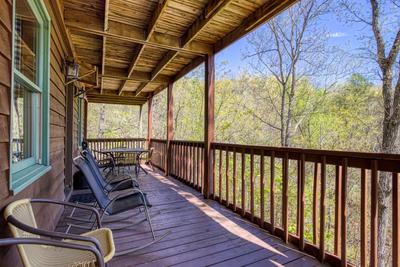 Emerald Forest - Covered lower level deck