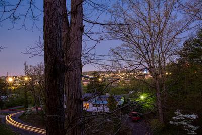 Inn The Vicinity - View of Pigeon Forge from the back deck at night