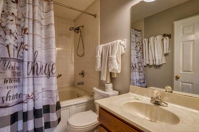 Inn the Vicinity - Bathroom 1 with whirlpool tub/shower combo