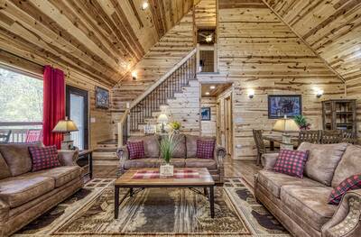 A Mountain Hideaway Lodge - Living room