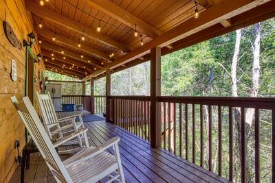 Baby Bear Cabin - Covered wrap around deck with rocking chairs