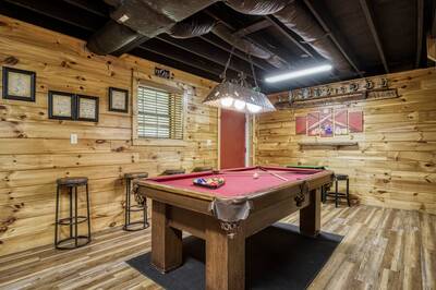 S'more Family Fun - Lower level game room with a pool table
