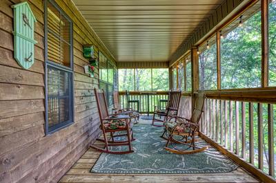 S'more Family Fun - Screened in front porch with rocking chairs