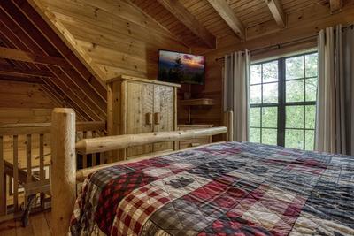 Beary Beary Special - Upper level bedroom with a 40-inch TV