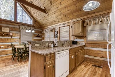 Back to Nature kitchen and dining area