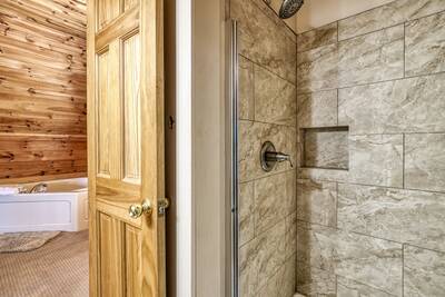 Black Bear Lodge - Upper level bathroom 2 with walk in shower