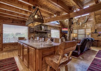 Perky Peaks Lodge - Bar top and living room