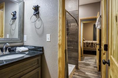 Wild Heart Lodge - Main level bathroom 1