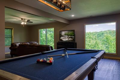 Wild Heart Lodge - Lower level game room with pool table