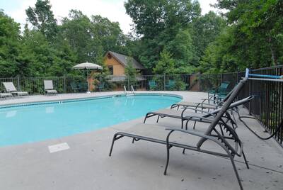 Woodridge Village Resort - Community pool