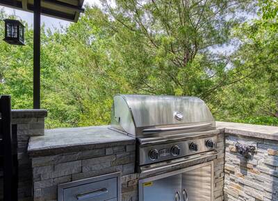 Majestic Poolside Lookout - Outdoor kitchen
