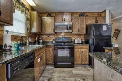 Rustic Acres fully furnished kitchen