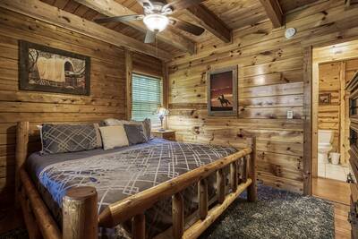 Caddy Shack Lodge main level bedroom with king size bed