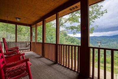 Pleasant View screened in front porch