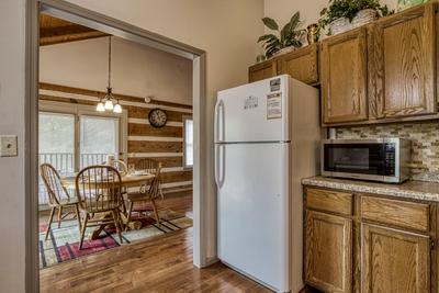 Pleasant View kitchen and dining room