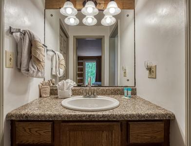 Pleasant View bathroom two vanity