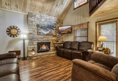Smoky Mountain Dream living room