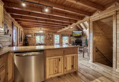 Rainbows End fully furnished kitchen