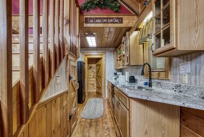 Antler Crossing fully furnished kitchen with granite countertops