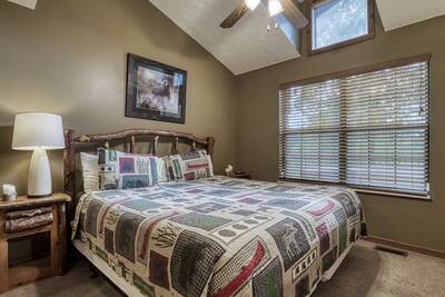 Builtmore Hideaway bedroom with king size bed