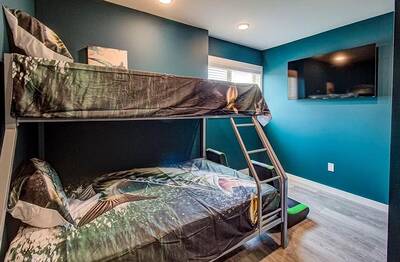 Lake View Therapy bunk beds