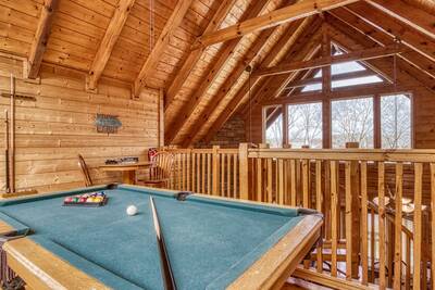 River Cabin pool table