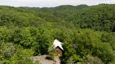 Cabin in the Great Smoky Mountain with View