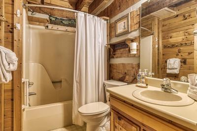 Striking in the Smokies bathroom two with tub/shower combo