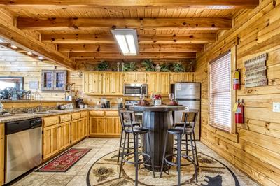 Bear's View fully furnished kitchen with high top table and chairs