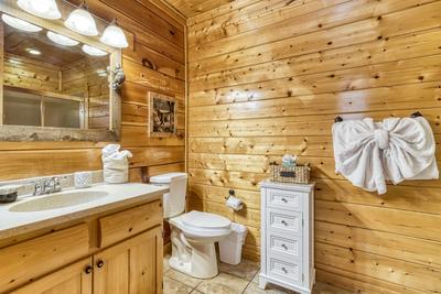 Bear's View bathroom with single vanity