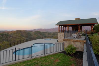 The Preserve in the Smoky Mountains - Seasonal outdoor pool