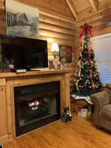 A Smoky Getaway holiday decorations