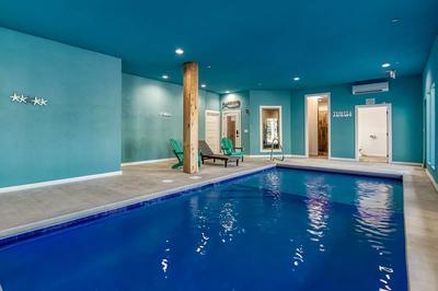 The Lodge at Burg Hill private indoor swimming pool