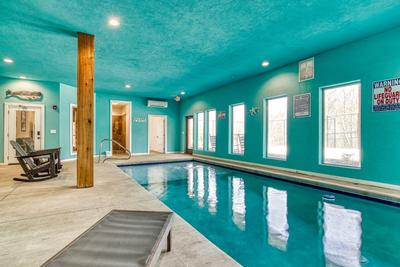 The Lodge at Burg Hill indoor pool area