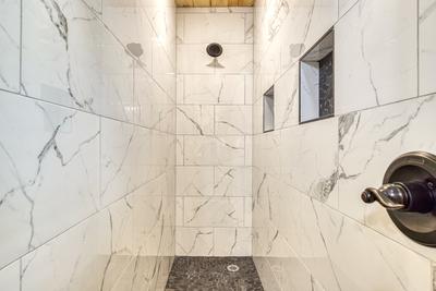 Mountain Memories lower level bathroom with walk in shower