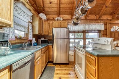 Lazy Man's Way fully furnished kitchen