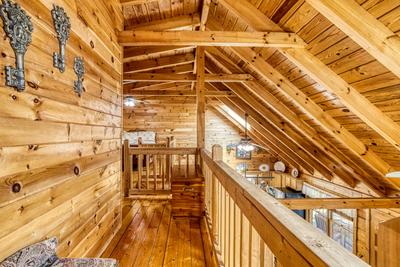Lazy Man's Way loft area 