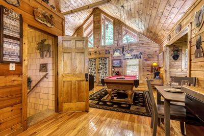 Wet and Wild dining area and pool table