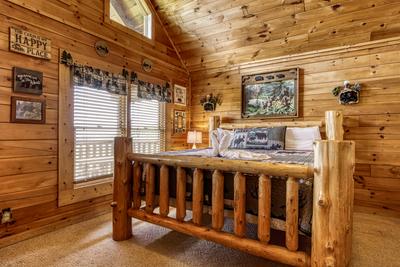 Wet and Wild bedroom with king size bed and deck access