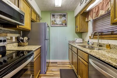 Heavenly Gaze fully furnished kitchen