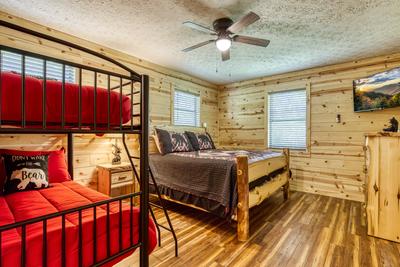Heavenly Gaze upper level bedroom with king size bed and full over full bunk bed