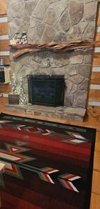 4 Paws Lodge Winterfest decorations