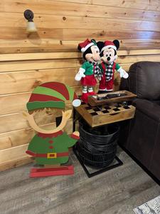 MounTown Moments Vista Winterfest decorations