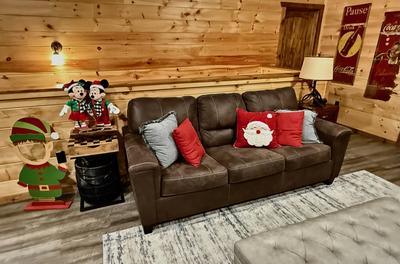 MounTown Moments Vista Winterfest decorations