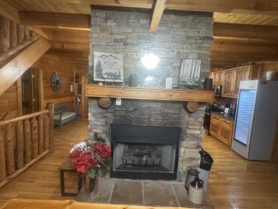 Katies Lodge Winterfest decorations